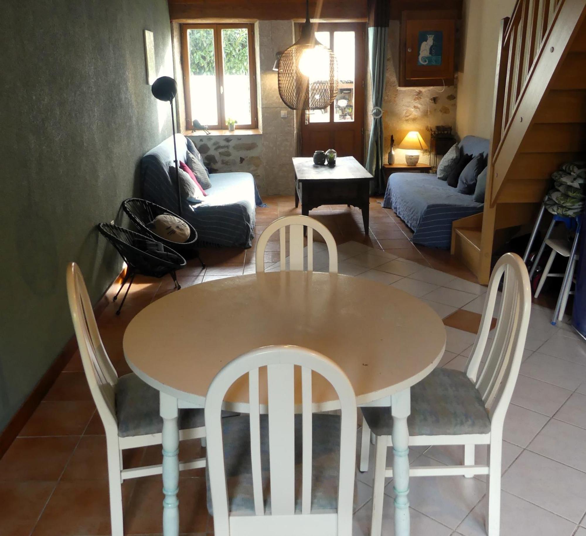 Clan Boucheron Louroux-Bourbonnais Luaran gambar